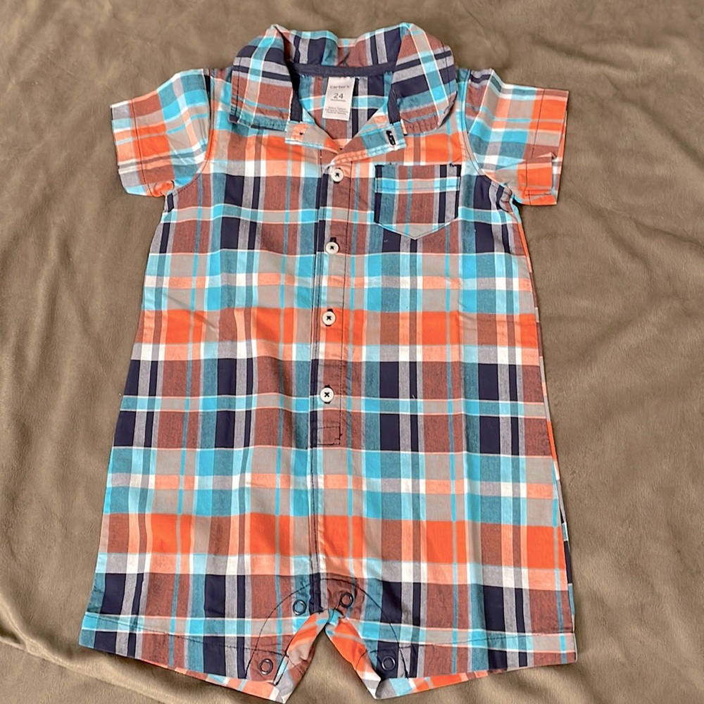 Carter’s bodysuit button down